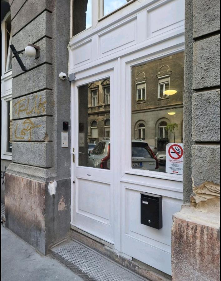 7Dab Josika 4 Contactless Self Check-In Aparthotel Budapest Exterior foto